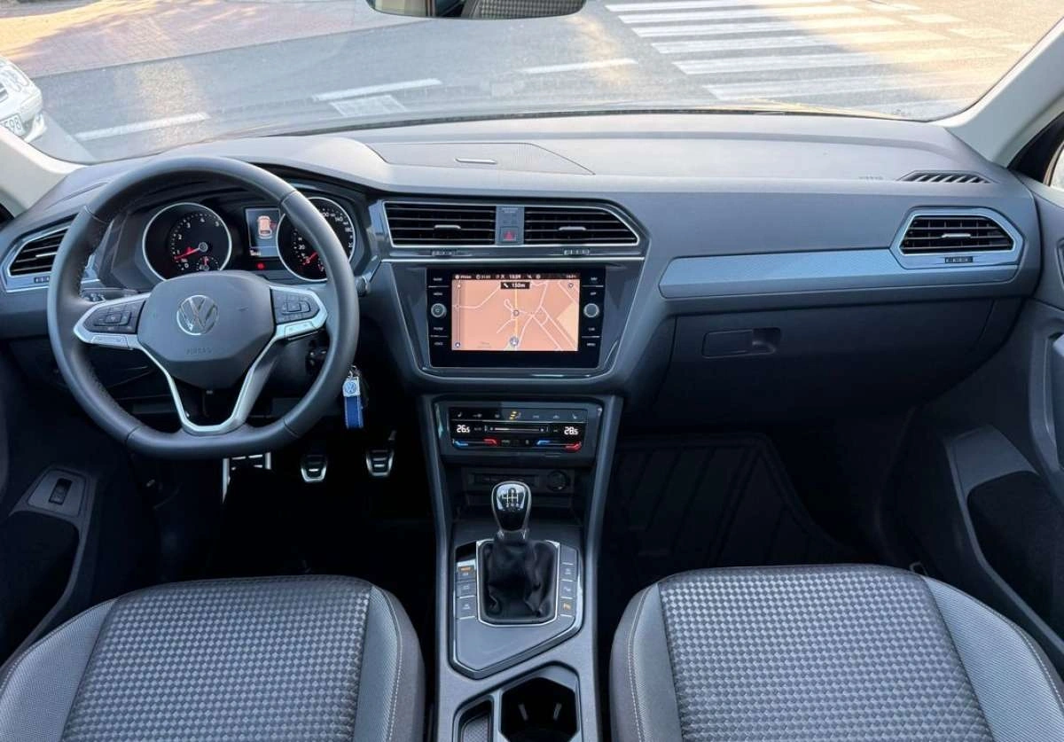 Volkswagen Tiguan - Zdjęcie 30