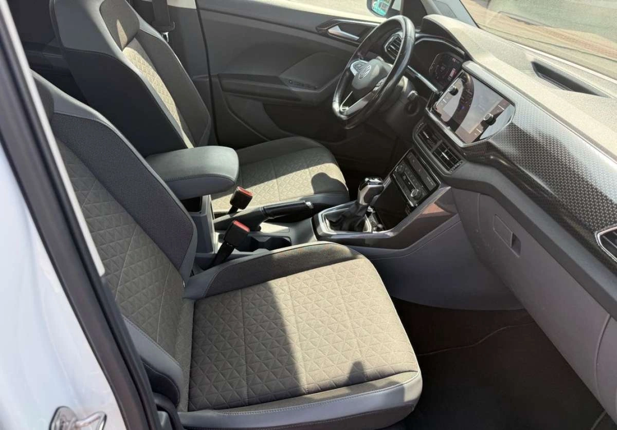 Volkswagen T-Cross - Zdjęcie 17