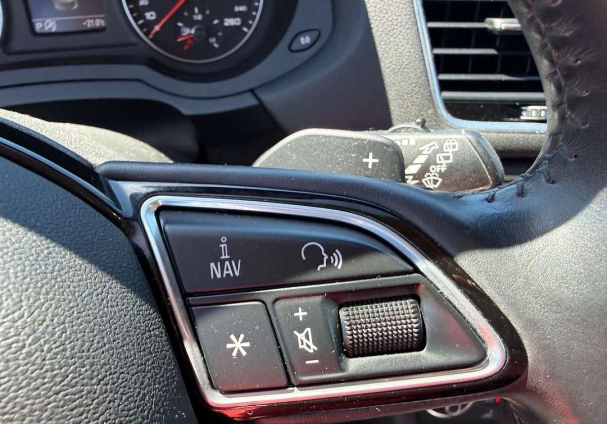 Audi Q3 - Zdjęcie 8