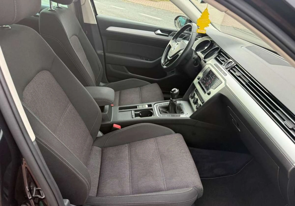 Volkswagen Passat - Zdjęcie 2