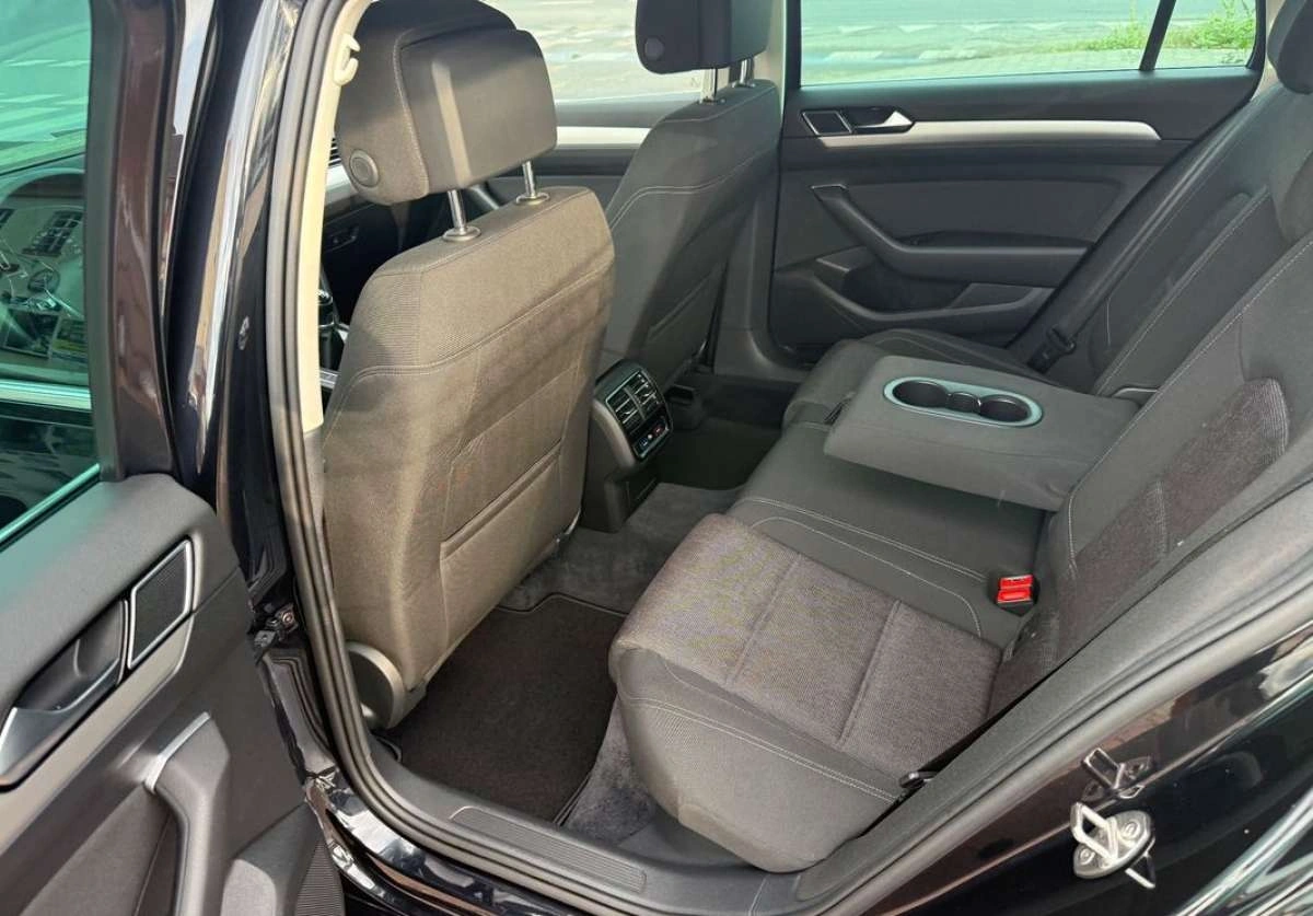 Volkswagen Passat - Zdjęcie 4
