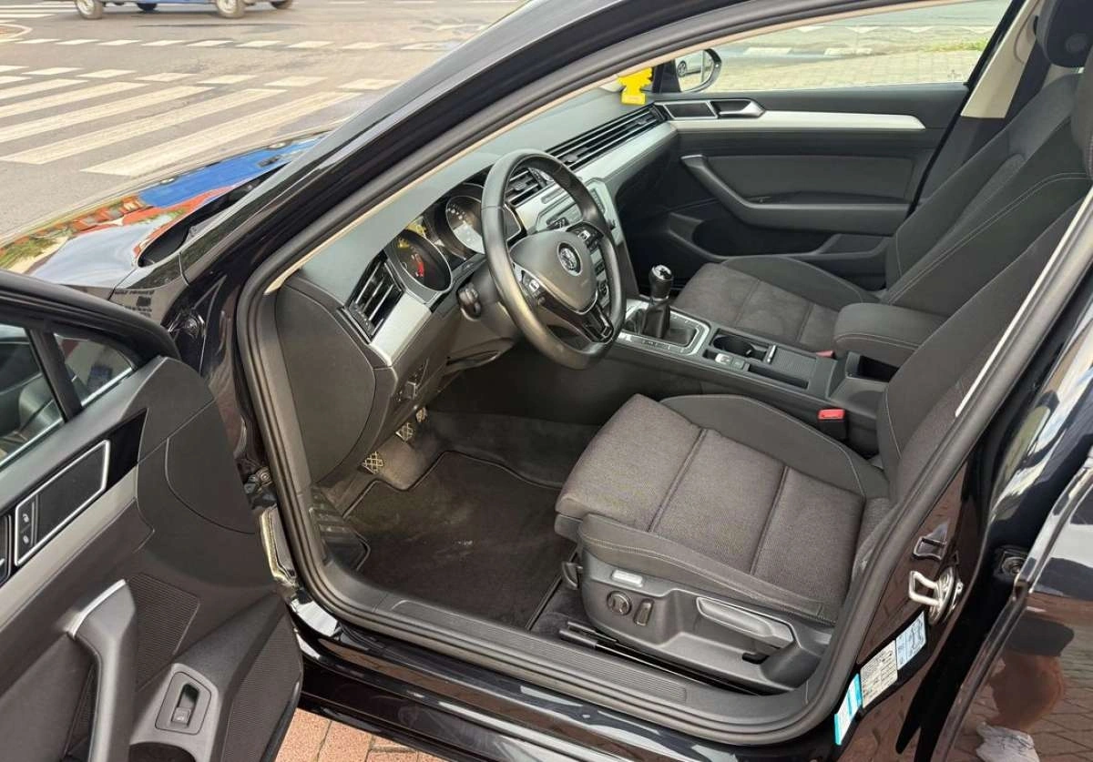 Volkswagen Passat - Zdjęcie 5