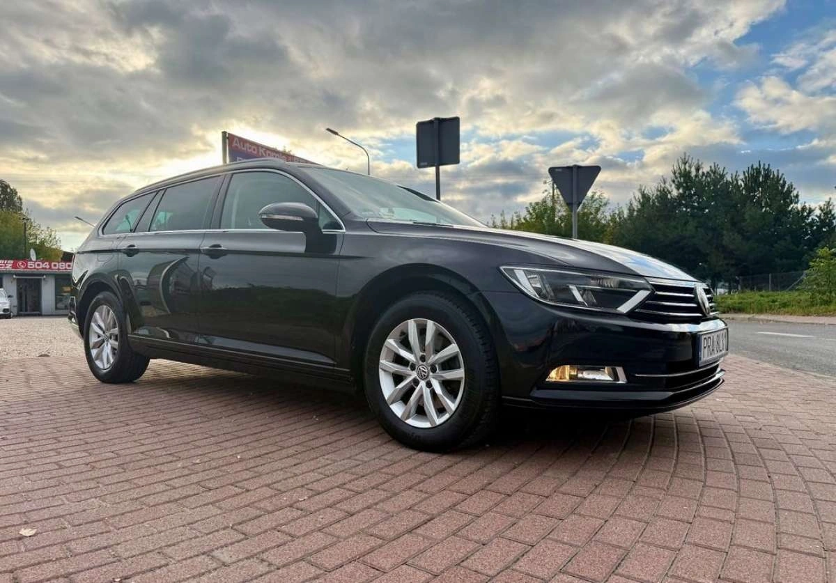 Volkswagen Passat - Zdjęcie 21