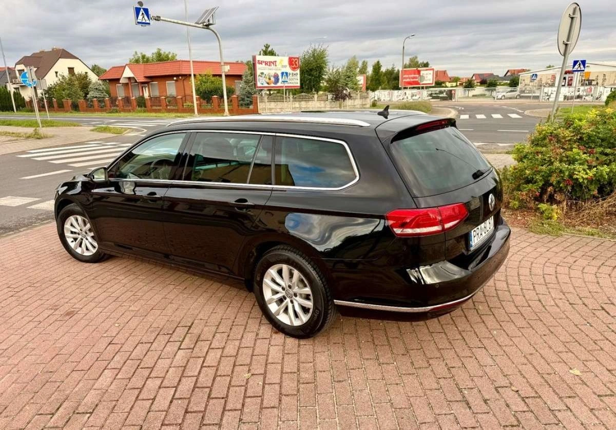 Volkswagen Passat - Zdjęcie 28