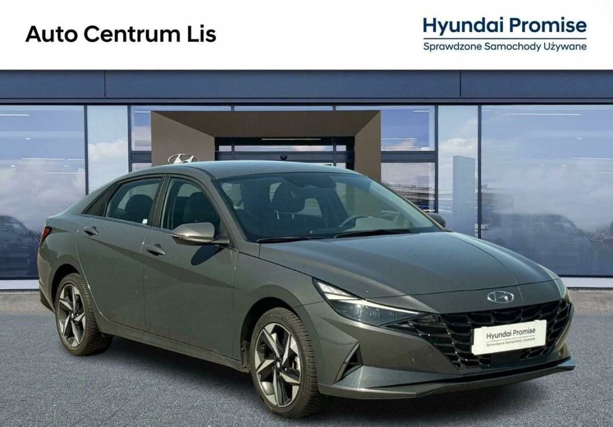 Hyundai Elantra - Zdjęcie 7