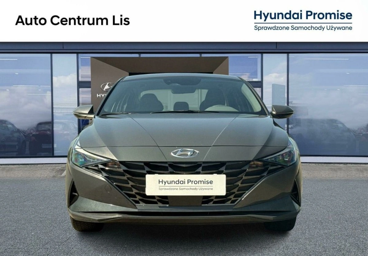 Hyundai Elantra - Zdjęcie 8