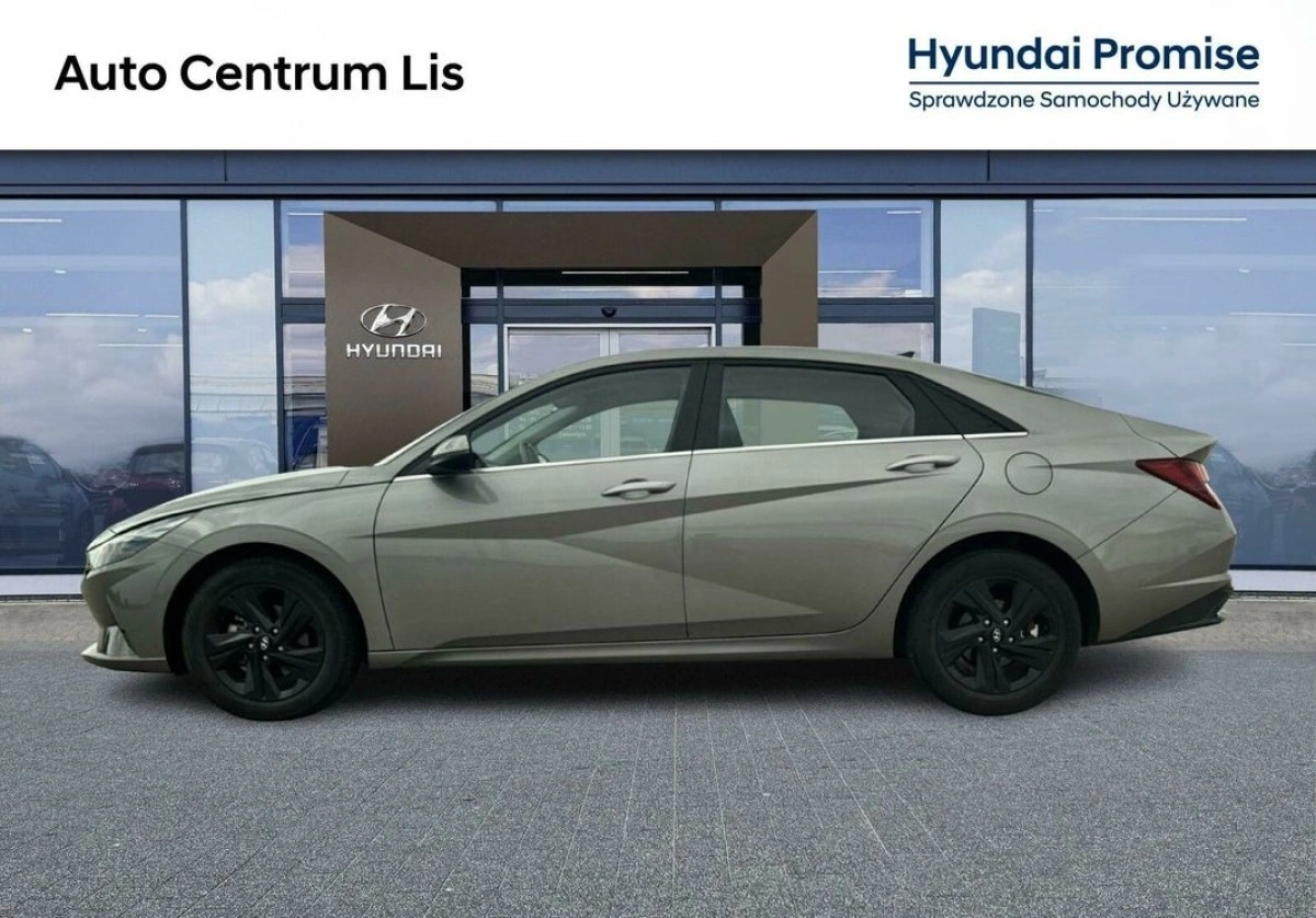 Hyundai Elantra - Zdjęcie 2