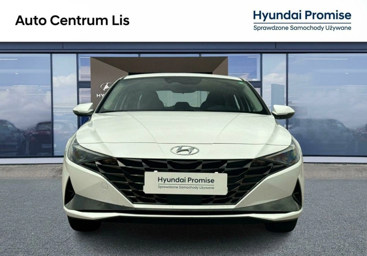 Hyundai Elantra - Zdjęcie 8