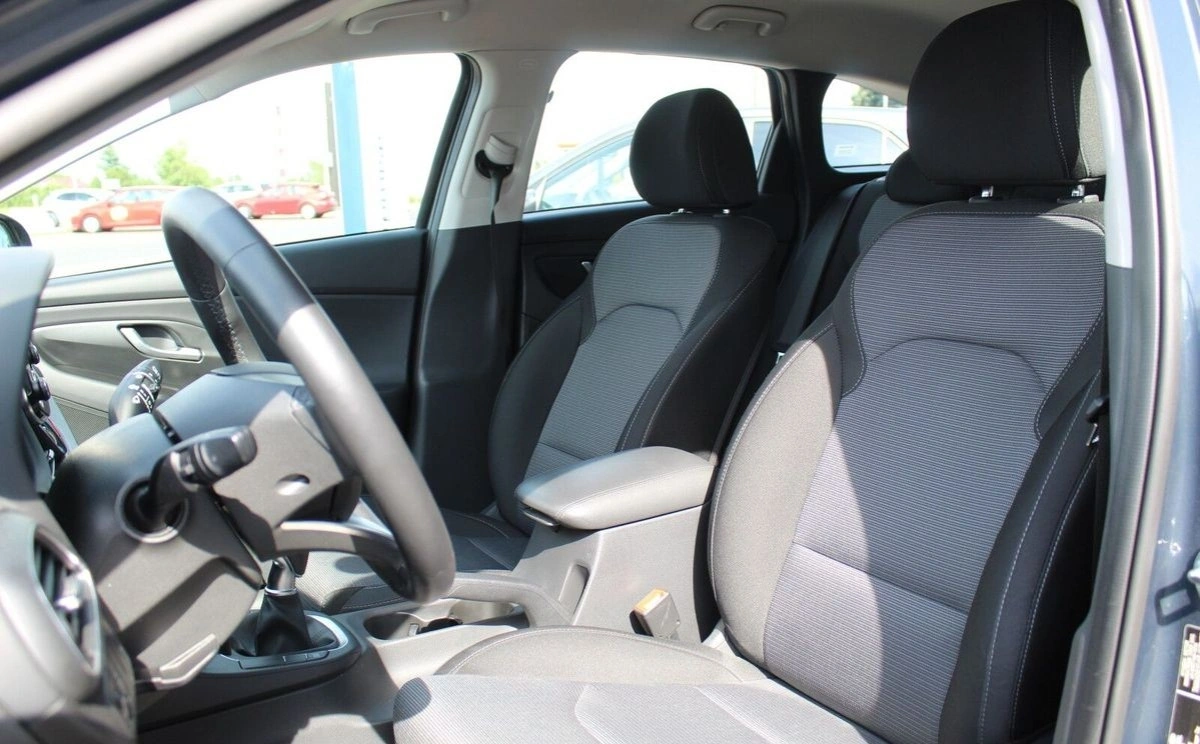 Hyundai i30 - Zdjęcie 18