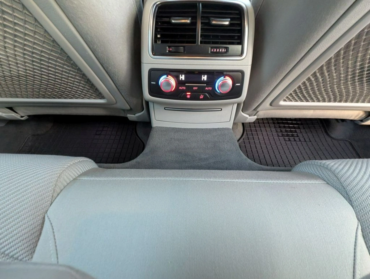Audi A6 - Zdjęcie 17