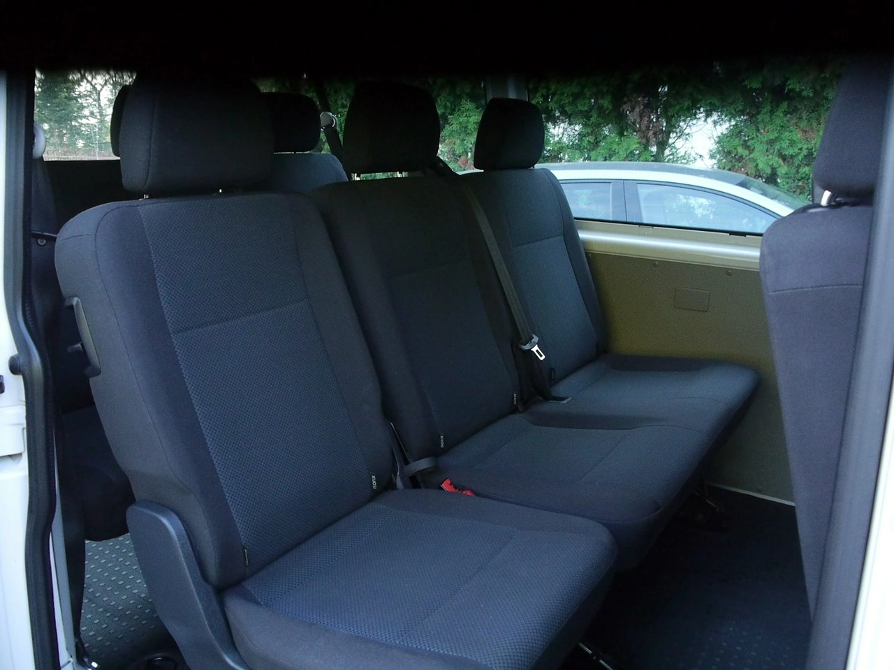 Volkswagen Transporter - Zdjęcie 32