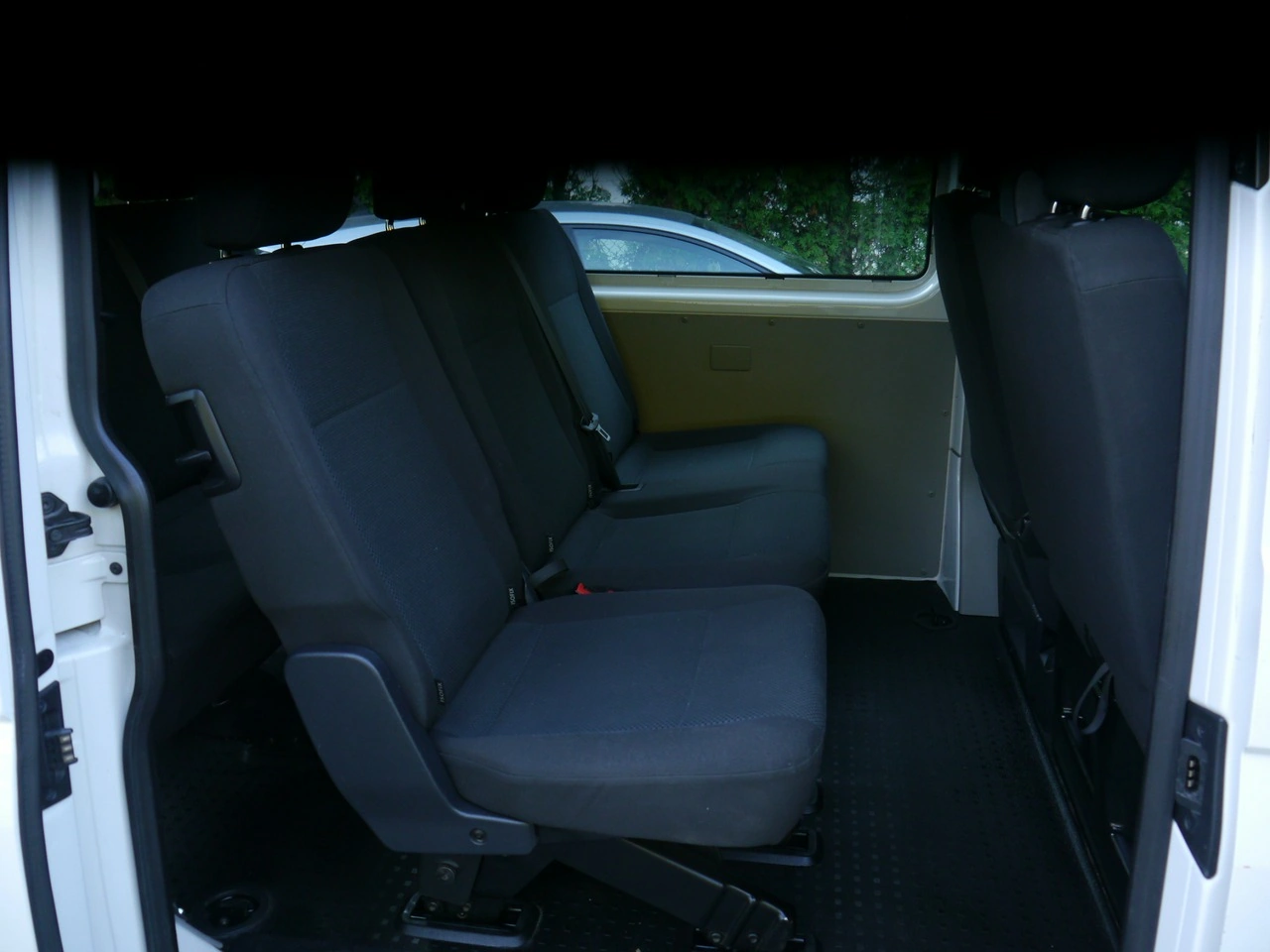 Volkswagen Transporter - Zdjęcie 34