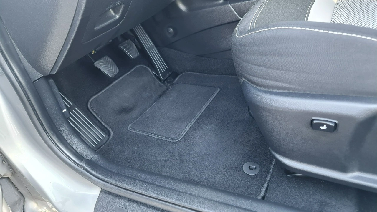 Kia Ceed - Zdjęcie 11
