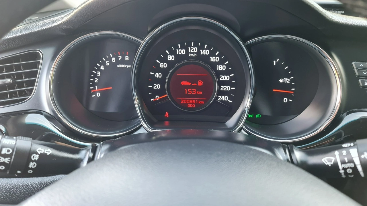 Kia Ceed - Zdjęcie 14
