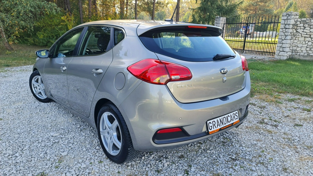 Kia Ceed - Zdjęcie 3