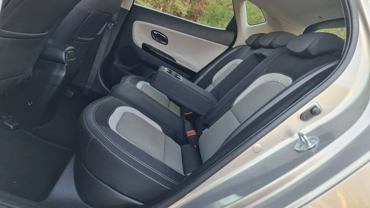 Kia Ceed - Zdjęcie 7