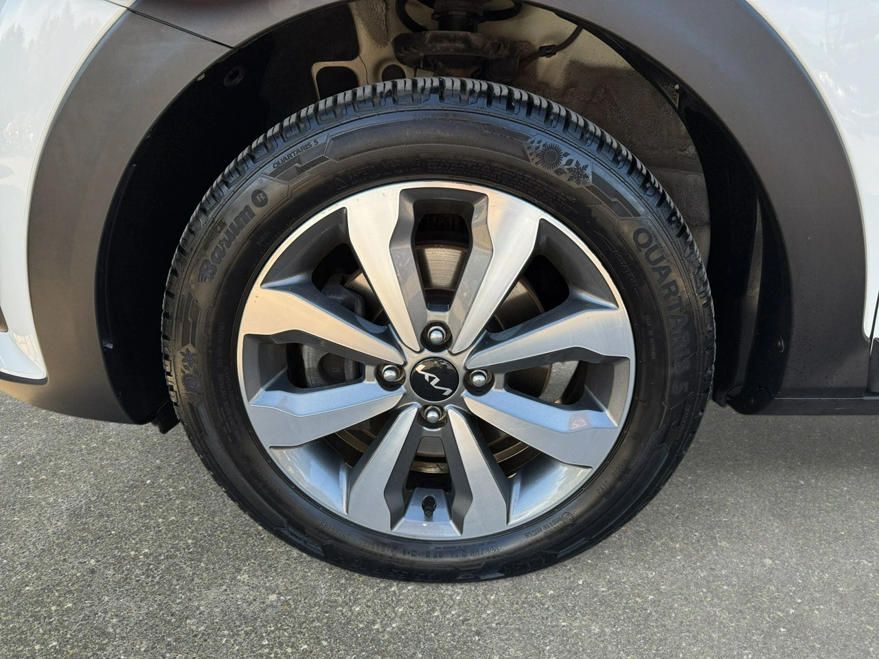 Kia Stonic - Zdjęcie 9