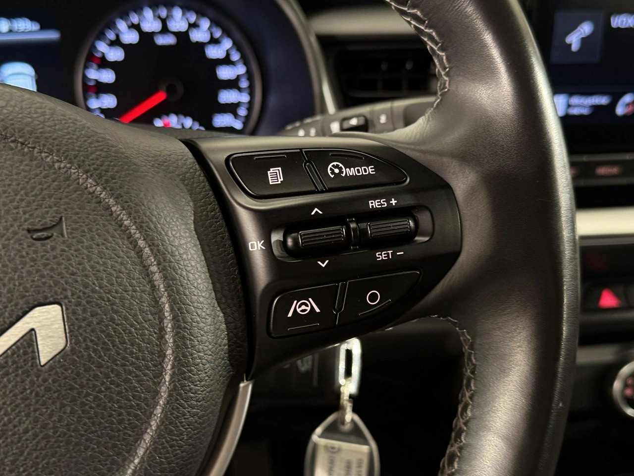 Kia Stonic - Zdjęcie 14