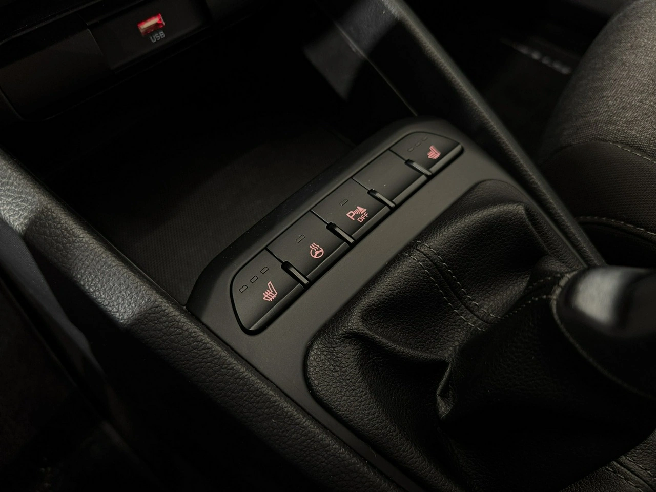 Kia Stonic - Zdjęcie 21
