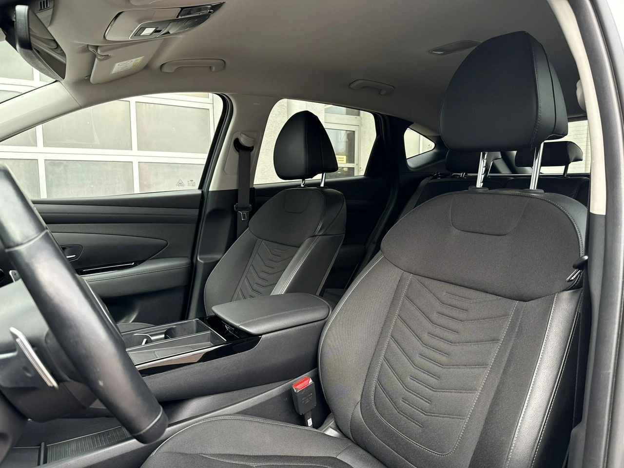 Hyundai Tucson - Zdjęcie 23