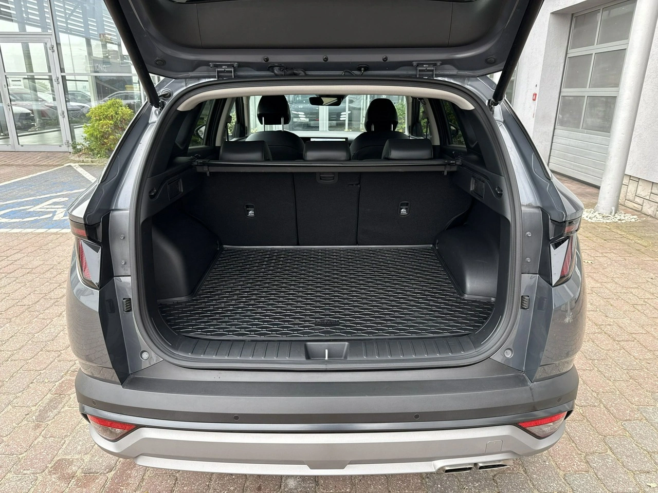 Hyundai Tucson - Zdjęcie 8