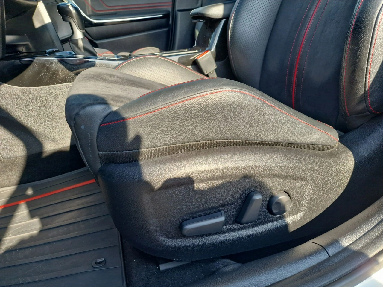 Kia Ceed - Zdjęcie 16