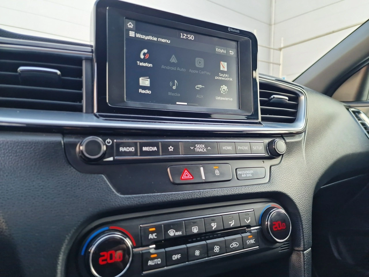 Kia Ceed - Zdjęcie 24