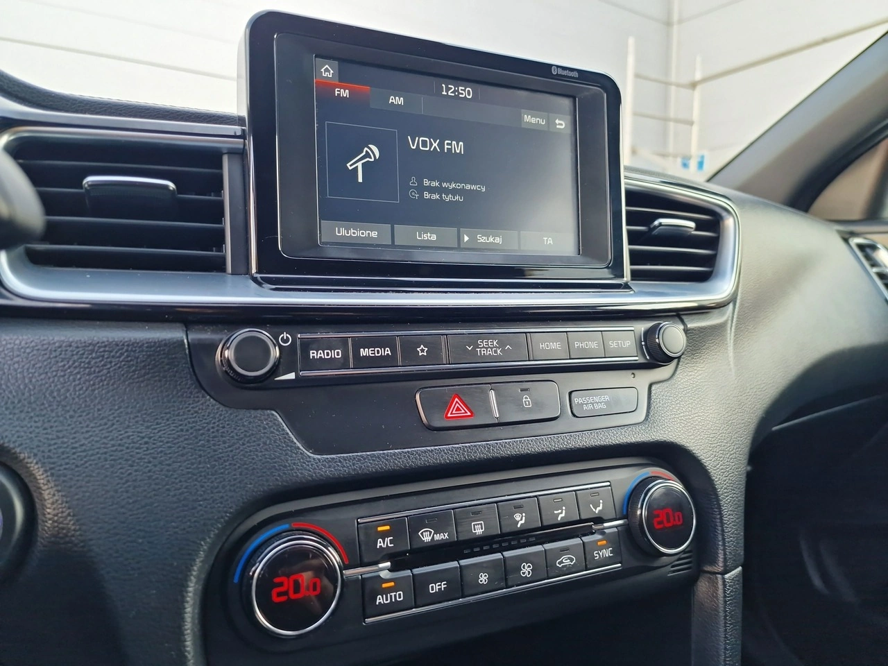 Kia Ceed - Zdjęcie 25