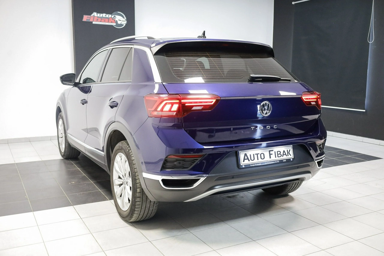 Volkswagen T-Roc - Zdjęcie 8