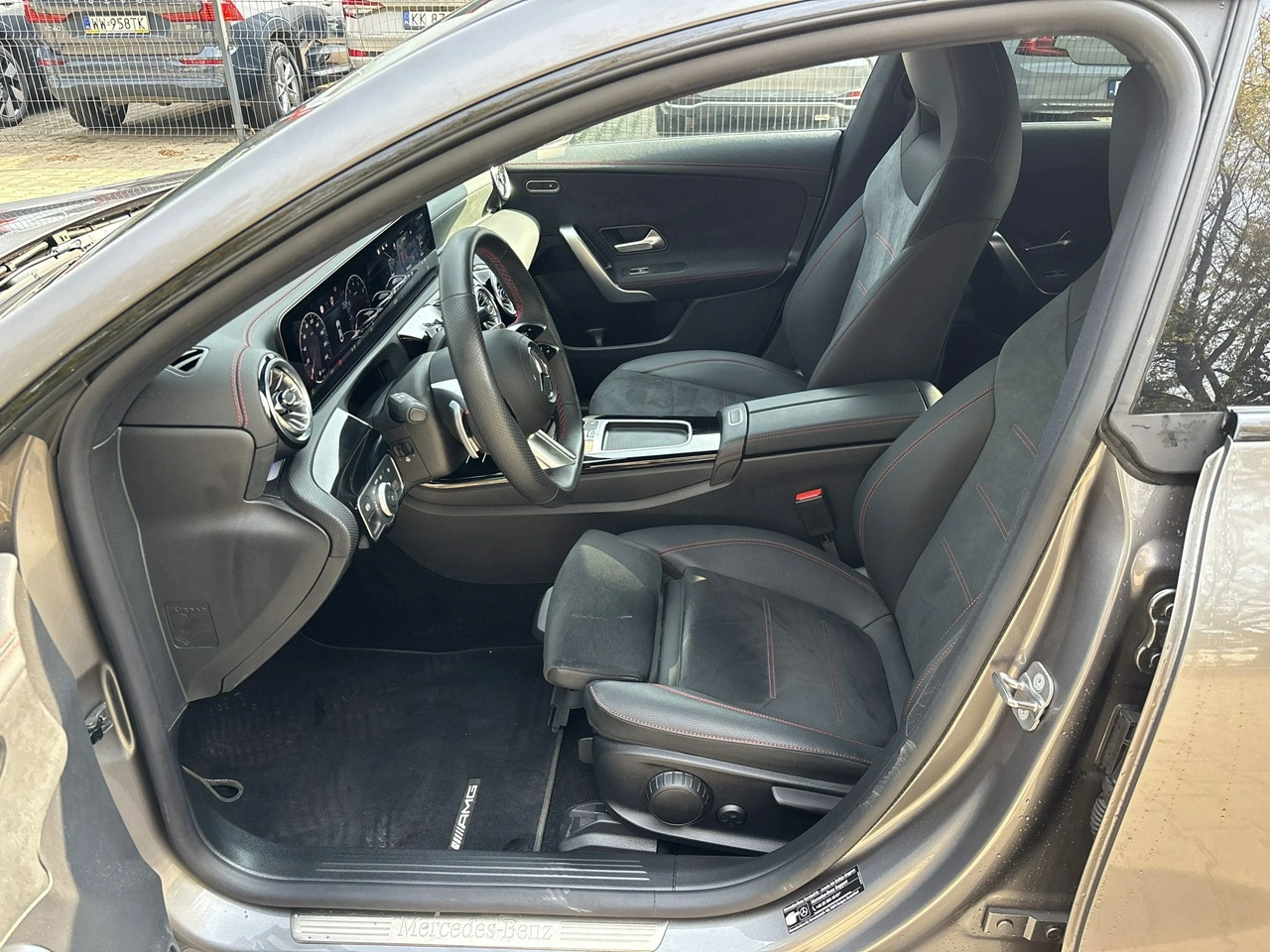 Mercedes CLA 200 - Zdjęcie 9