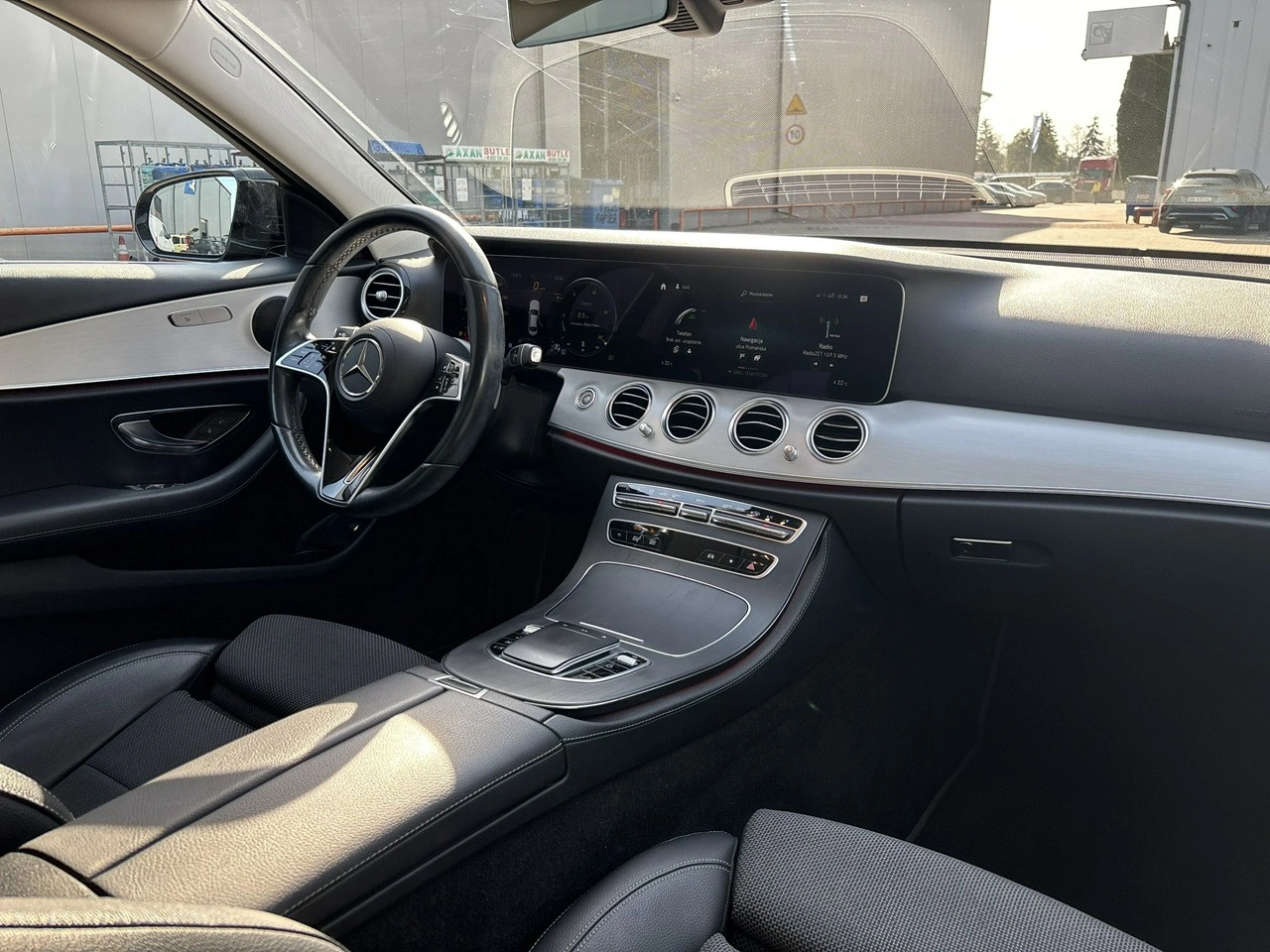 Mercedes E 220 - Zdjęcie 13