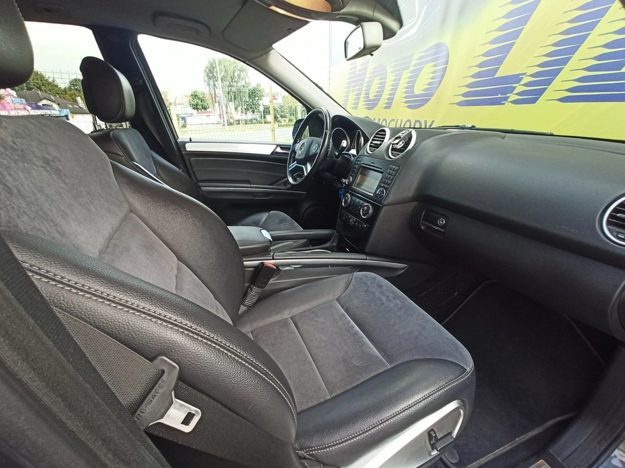 Mercedes ML 350 - Zdjęcie 11