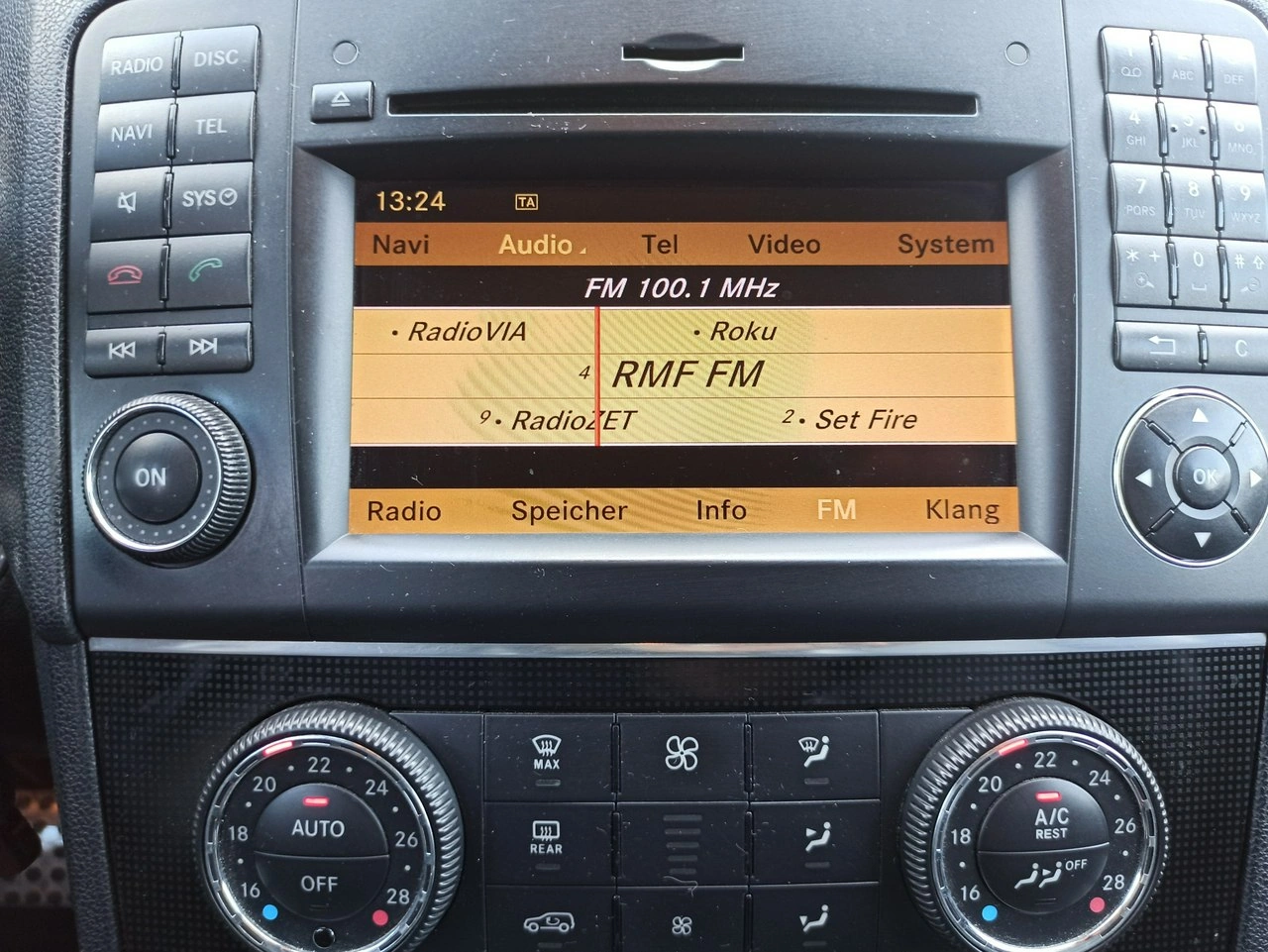 Mercedes ML 350 - Zdjęcie 14