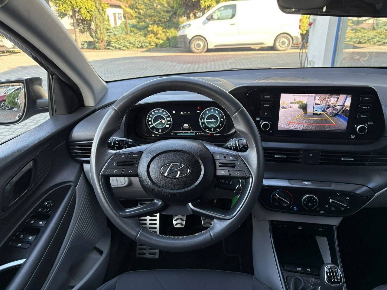 Hyundai Bayon - Zdjęcie 18
