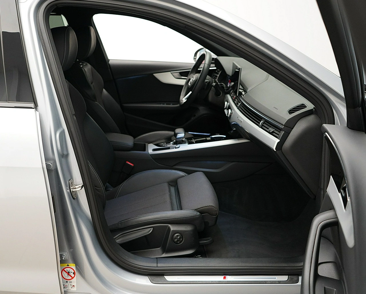 Audi A4 - Zdjęcie 16