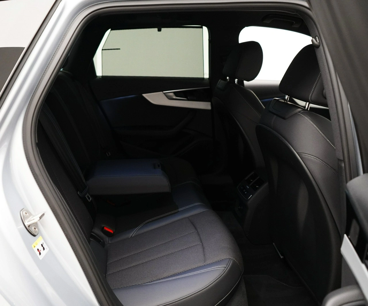 Audi A4 - Zdjęcie 19