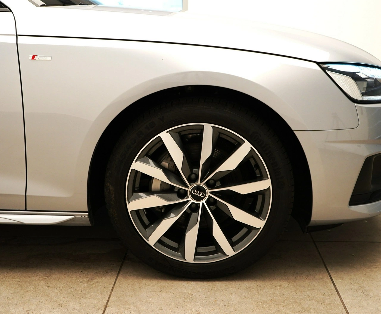 Audi A4 - Zdjęcie 7