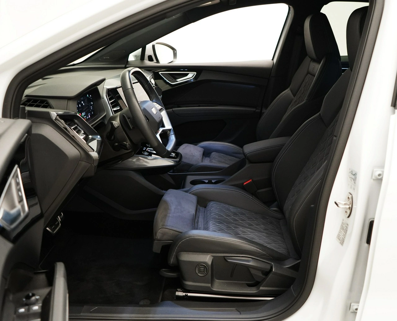 Audi Q4 Sportback - Zdjęcie 12