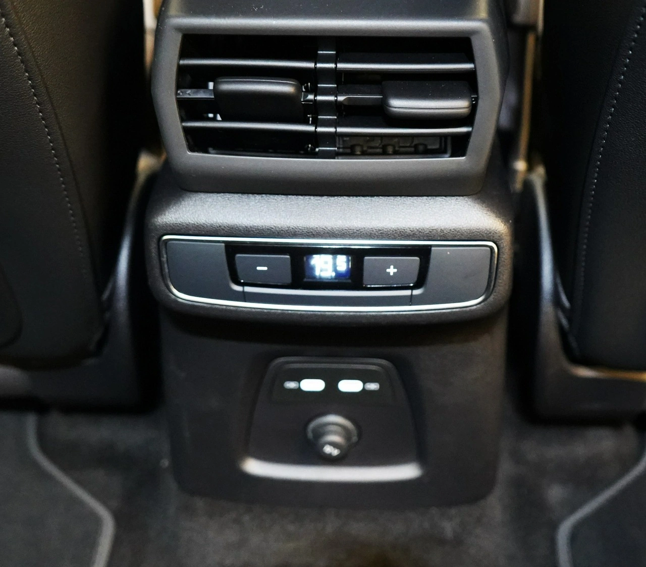 Audi Q4 Sportback - Zdjęcie 21