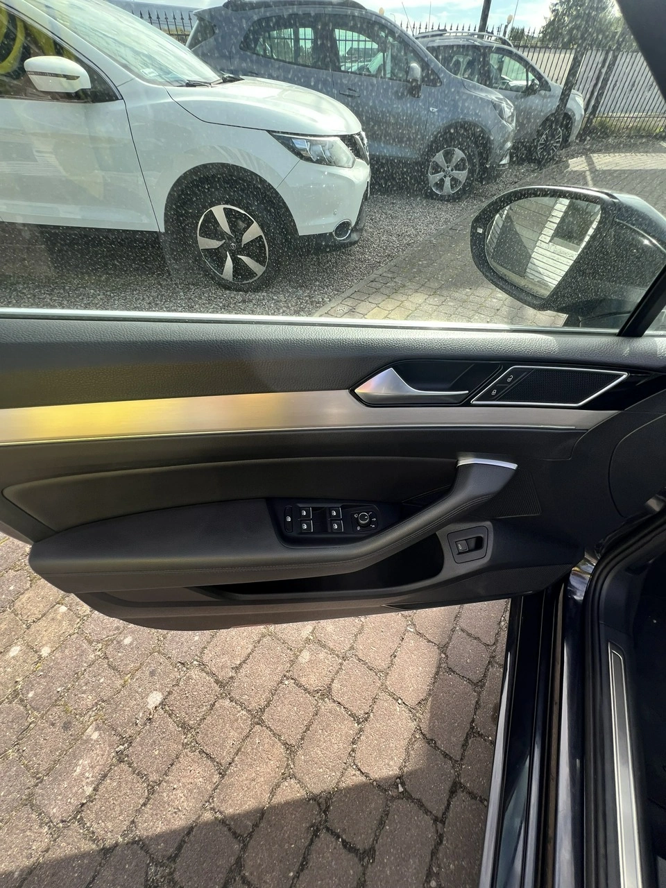 Volkswagen Passat Variant - Zdjęcie 15