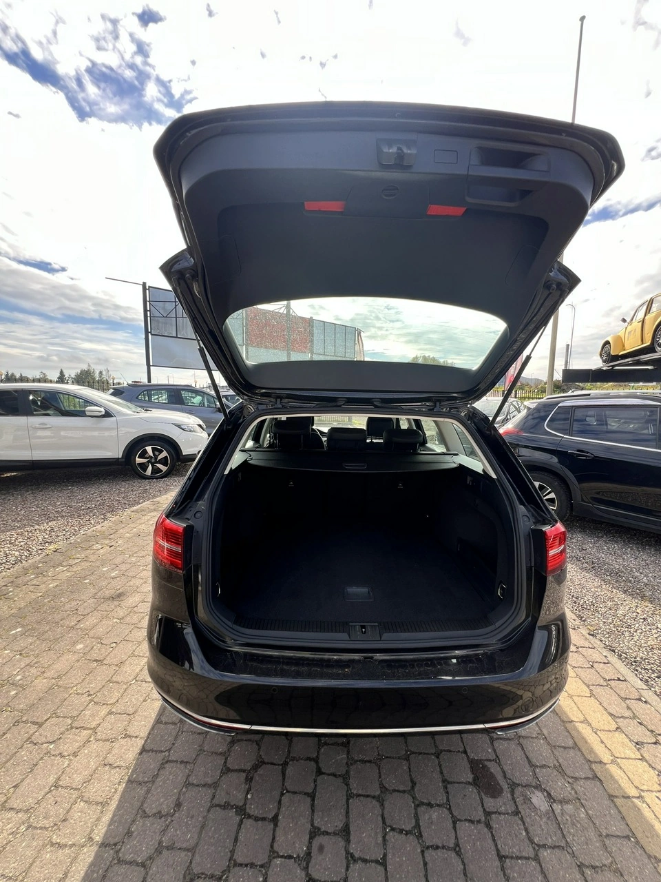 Volkswagen Passat Variant - Zdjęcie 4