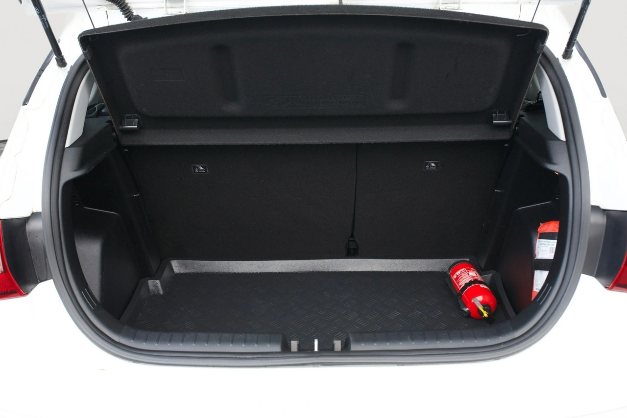 Hyundai i20 - Zdjęcie 19