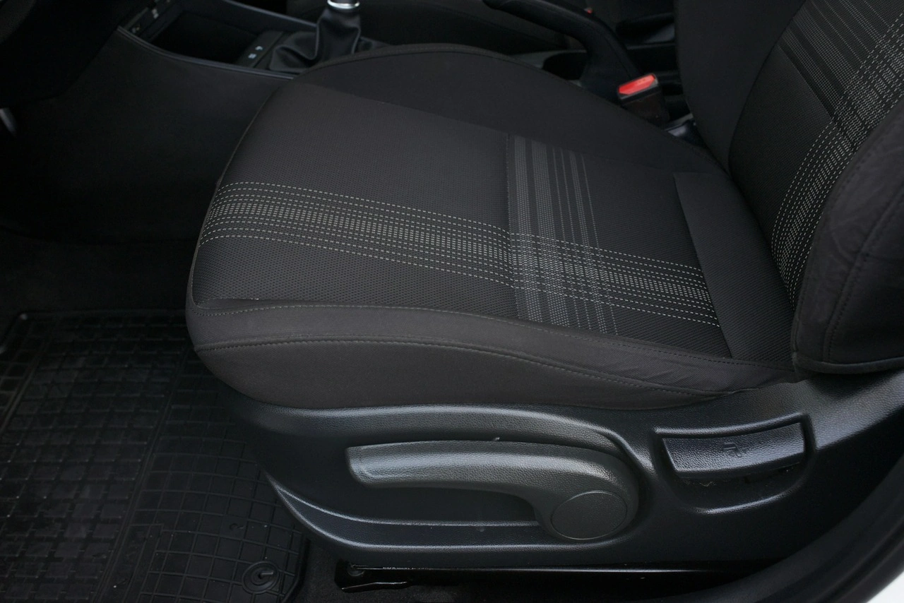 Hyundai i20 - Zdjęcie 8