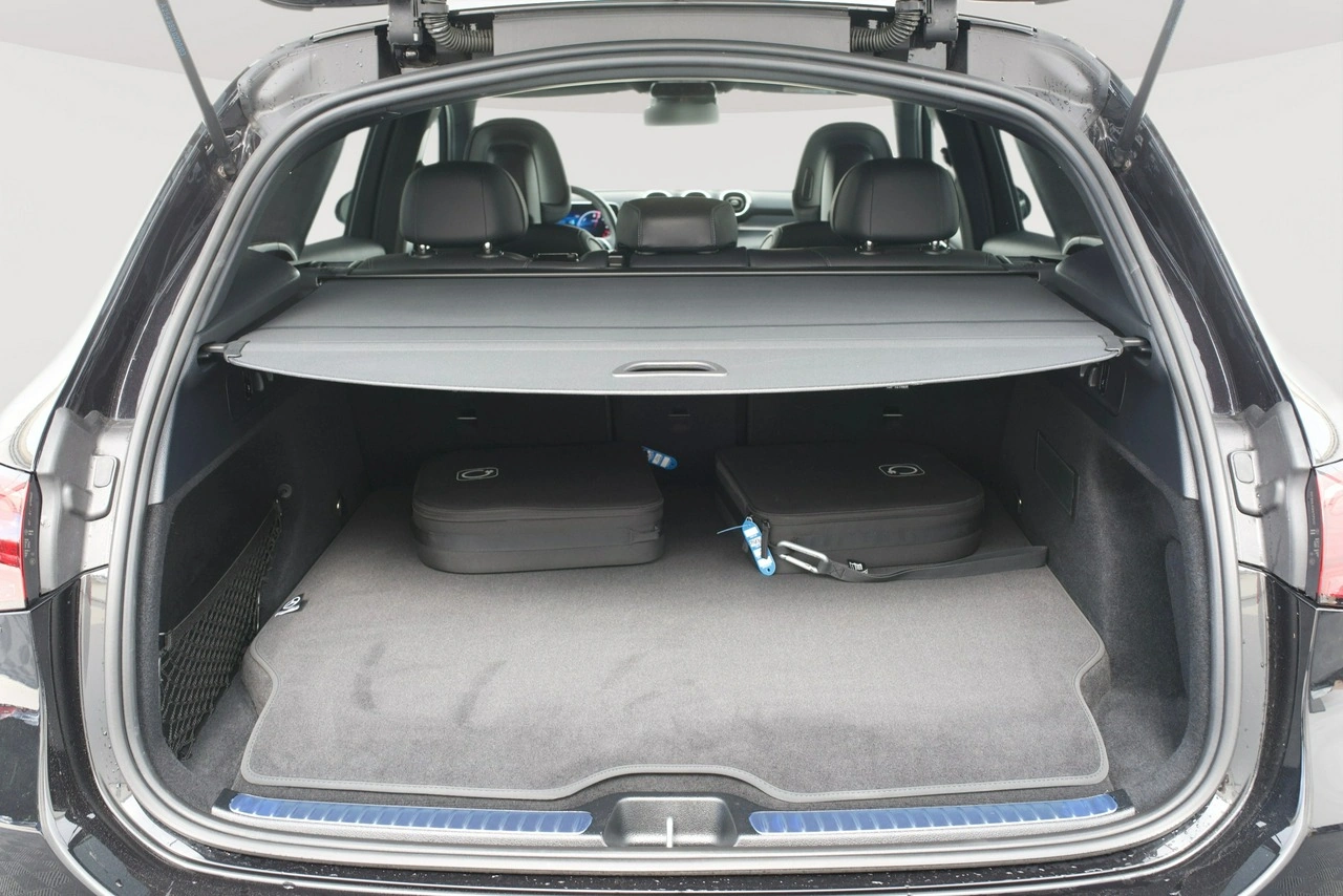 Mercedes GLC 300 - Zdjęcie 7