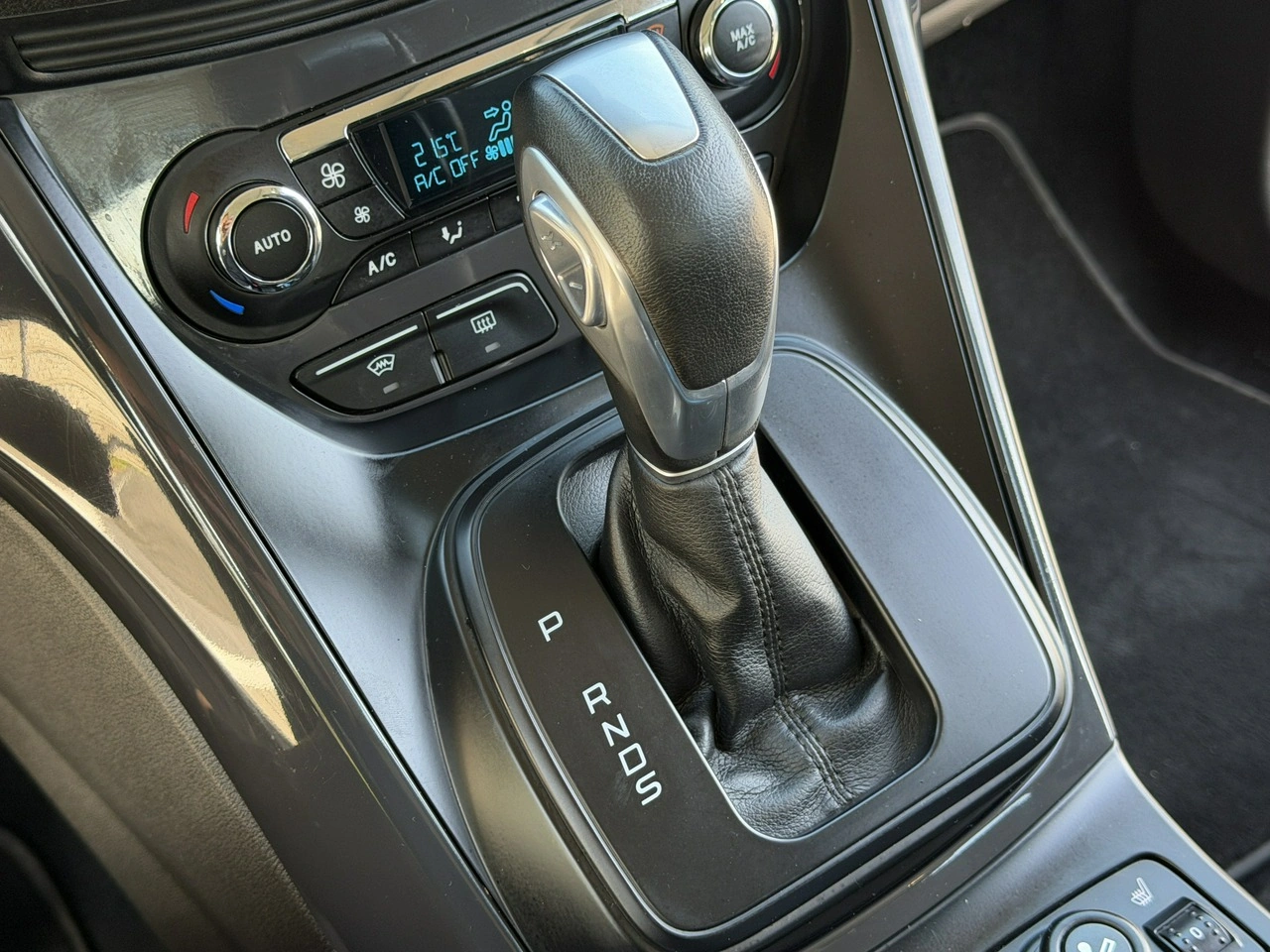Ford Kuga - Zdjęcie 7