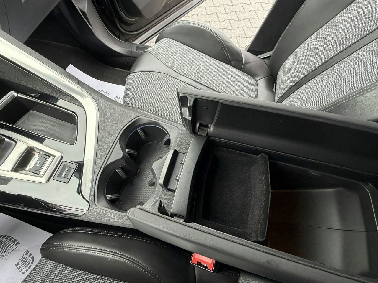 Peugeot 3008 - Zdjęcie 19