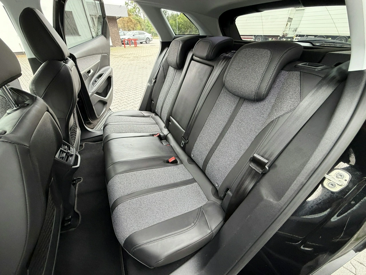 Peugeot 3008 - Zdjęcie 7