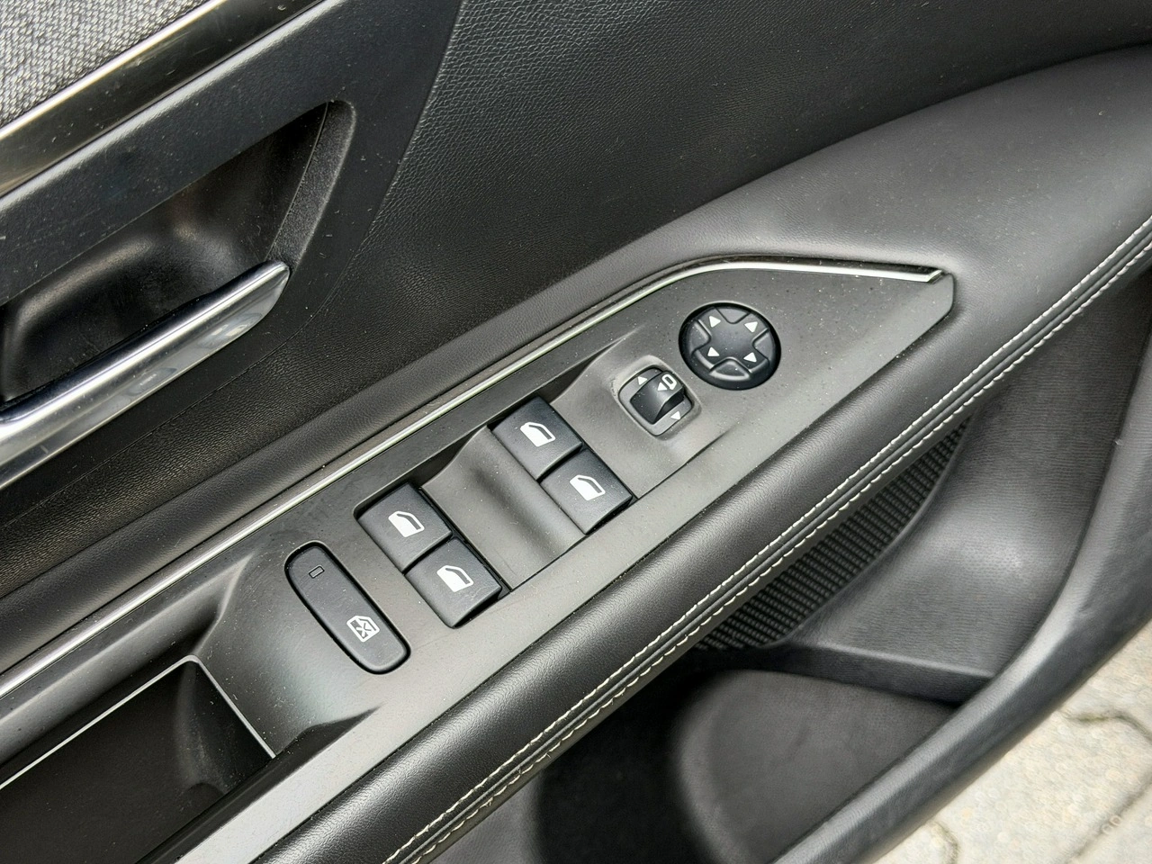 Peugeot 3008 - Zdjęcie 11