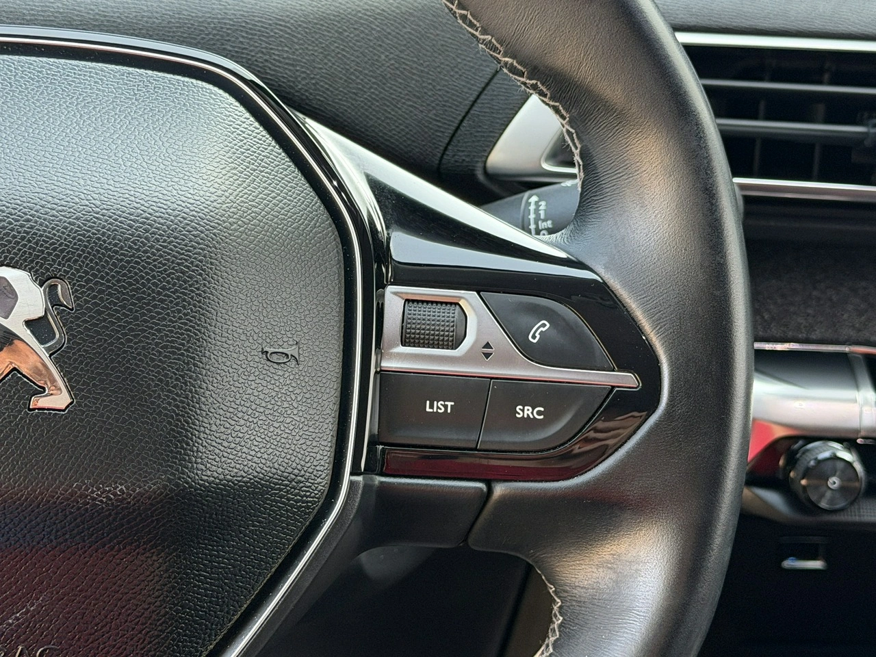 Peugeot 5008 - Zdjęcie 10