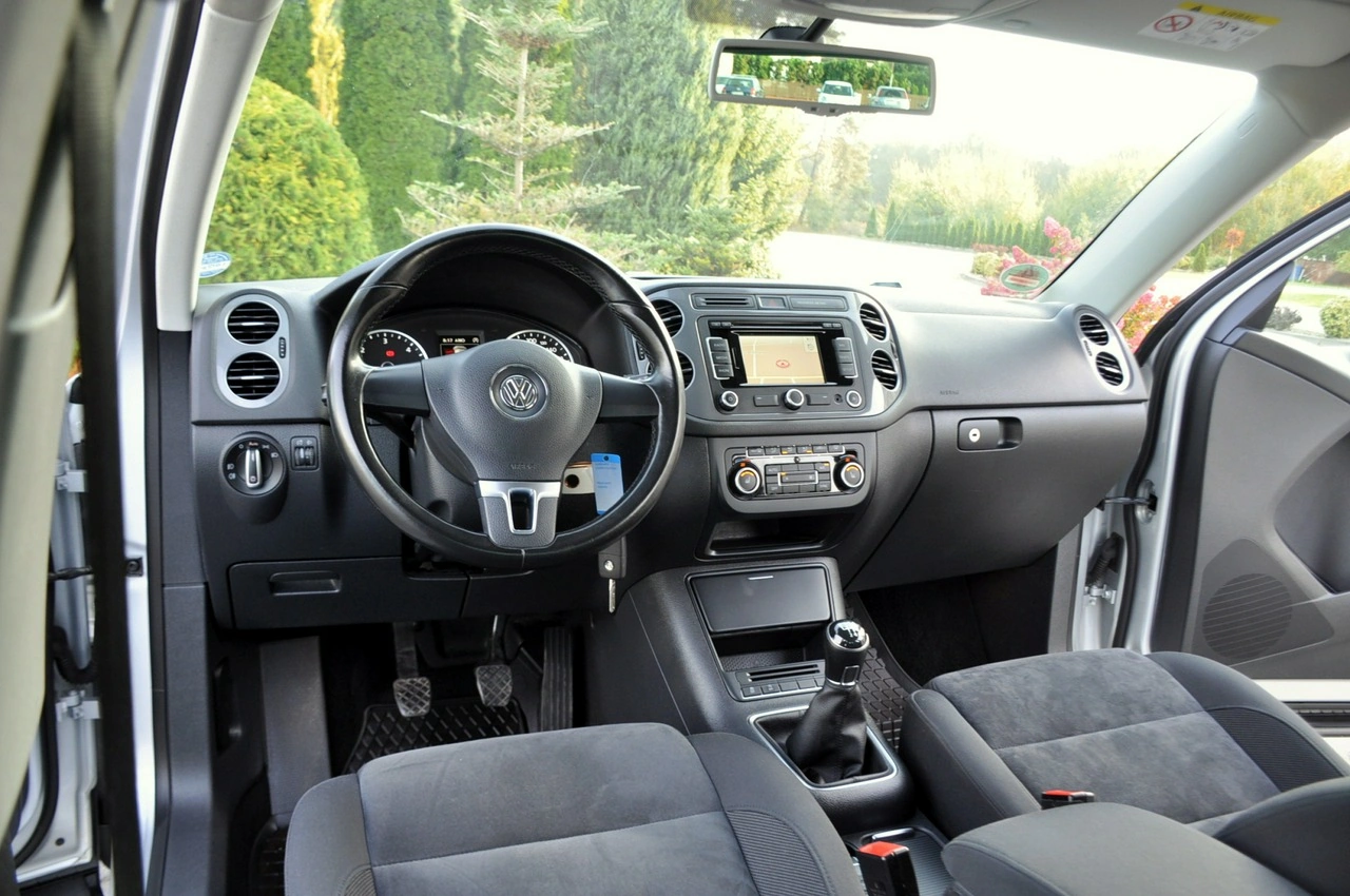Volkswagen Tiguan - Zdjęcie 27
